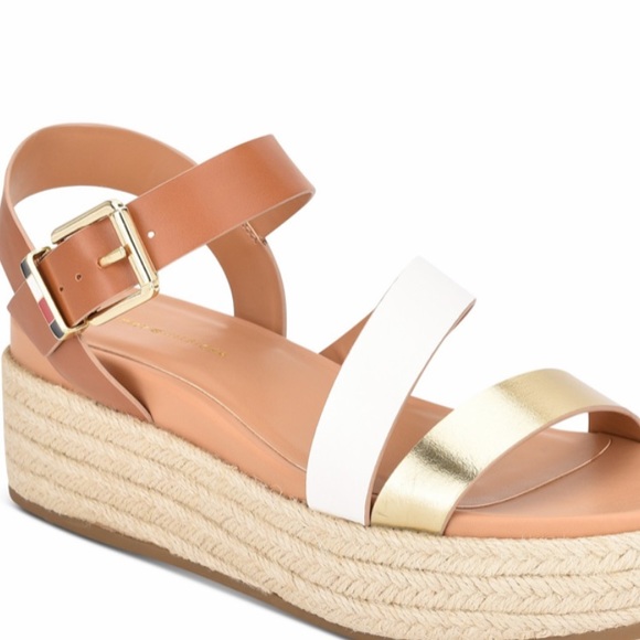 tommy hilfiger flatform sandals